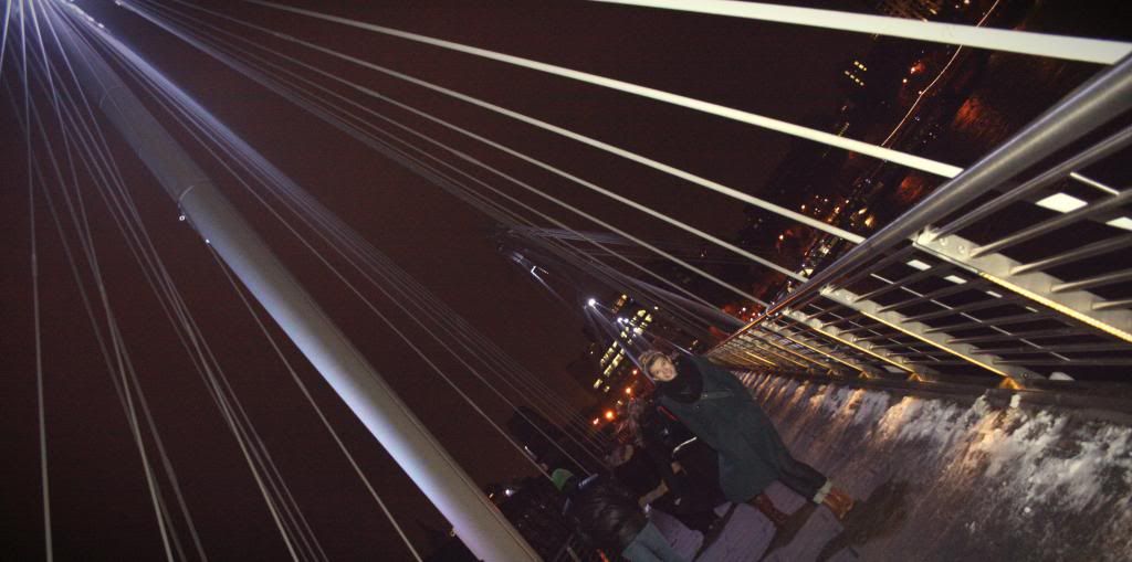 Southbank bridge photo Southbankbridge_zps7c16052d.jpg