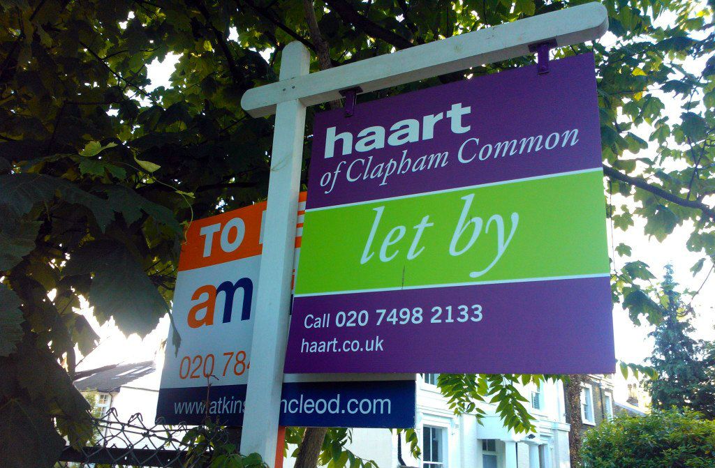 haart sign clapham common