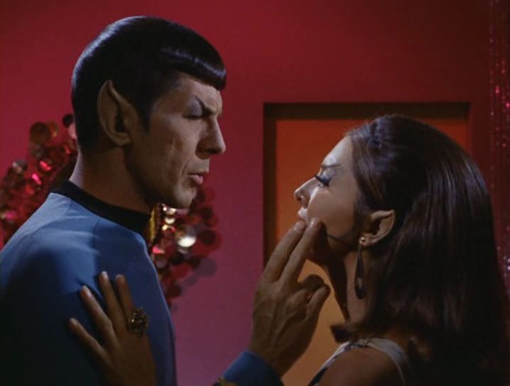 photo 3x02_The_Enterprise_Incidentavi_002159240_zps323eff66.jpg